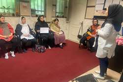 برگزاری کلاس آموزشی ویژه مادران باردار در مرکز خدمات جامع سلامت کن به مناسبت هفته سلامت