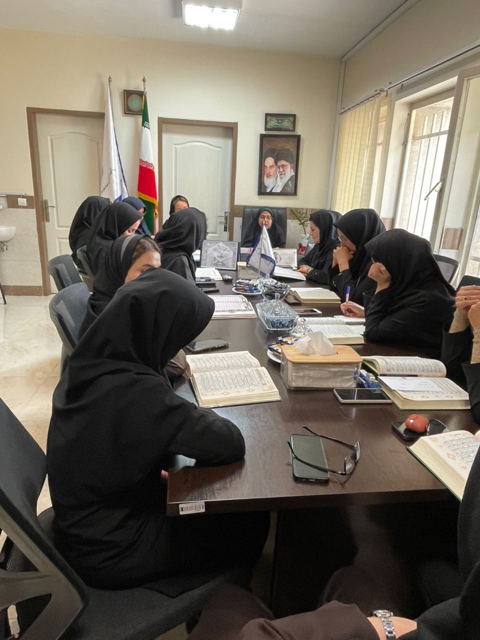 برگزاری جلسه قرآنی به مناسبت هفته قرآن و عترت